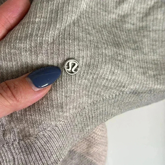 Lululemon Gray Pink Open Cardigan Size 4 - Picture 9 of 9